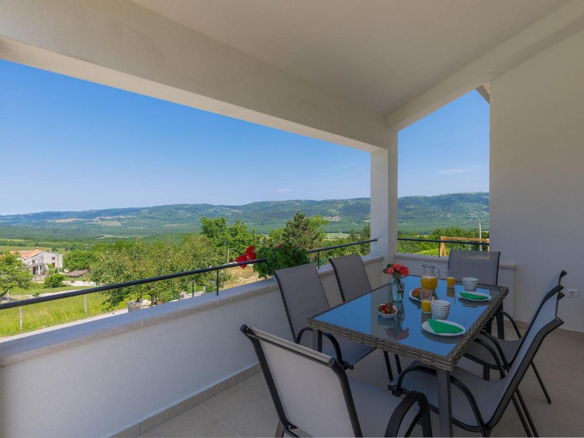 Holiday Home Montebello By Interhome Motovun Exterior photo