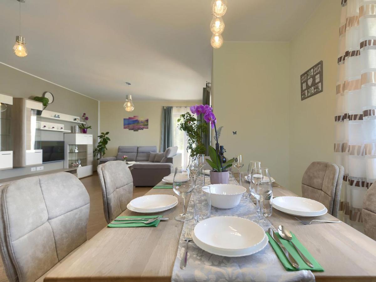 Holiday Home Montebello By Interhome Motovun Exterior photo